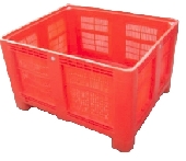 UB264P/18 NEW RIGID PLASTIC BOXES&nbsp;&nbsp;New rigid plastic box pallet moulded from HDPE. Slotted sides and base. 2 skids running the long dimension. 600 litre capacity. Colour red. Brand new.