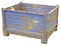 UB372P&nbsp;&nbsp;Collapsible steel Box Pallet with sheet steel sides and base. No gate
access. 125mm ground clearance. Paint finish with some surface rust.